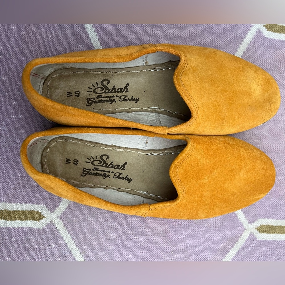Sabah flat suede shoes